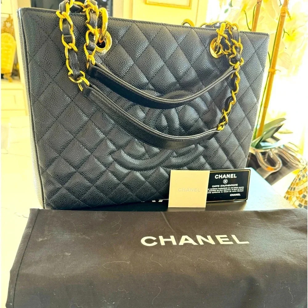 🚨🚨🚨🚨🚨SOLD🚨🚨🚨🚨🚨🚨🚨🚨CHANEL Caviar GST Brand New Full inclusio